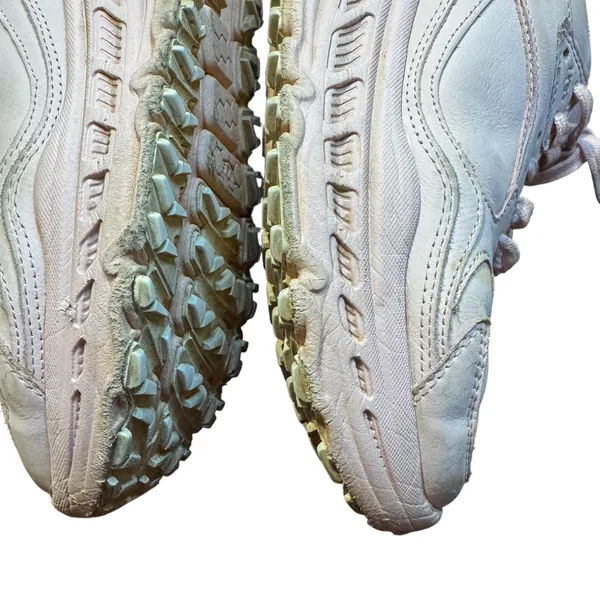 UGG Shoes Womens Size 10 Pink‎ Leather Trail Sneakers Lug Sole Comfort 1119714 - Image 9
