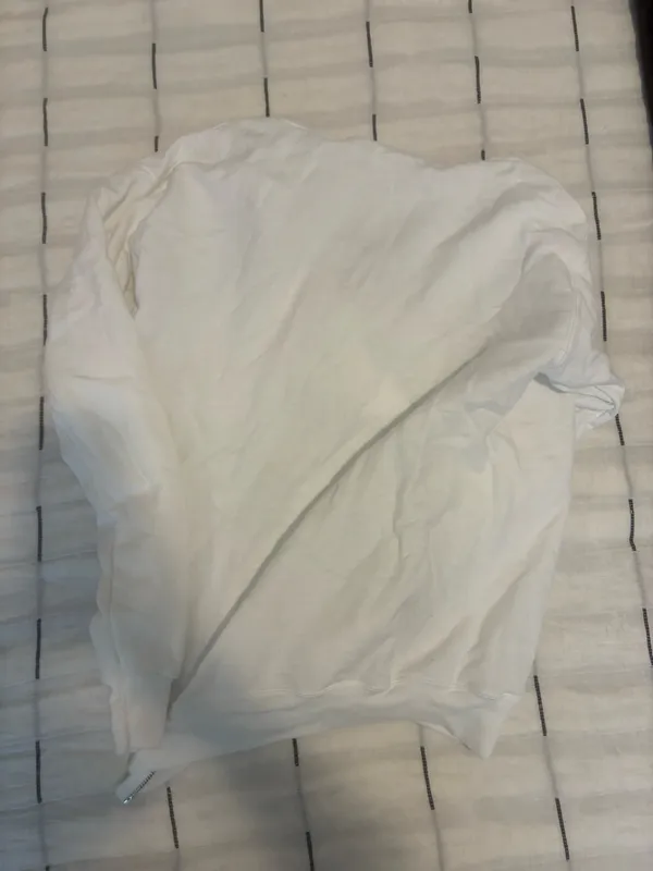 White Zip - Image 2