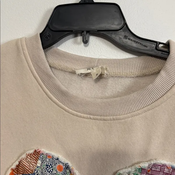 Jade by Jane Beige Cream Patchwork Sweatshirt Colorful Heart Patch Oversized Fit - Image 5