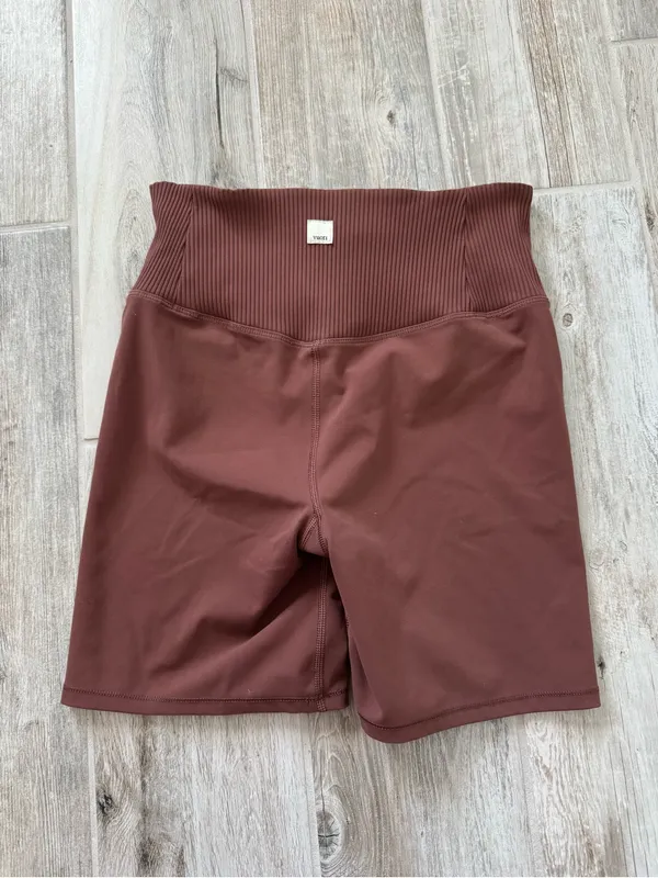 Vuori Women’s Rib Studio  Shorts in Cedar Medium - Image 5