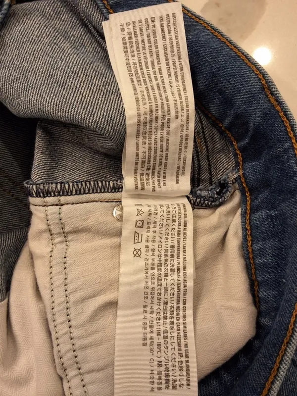 Abercrombie & Fitch The Skinny High Rise Size 28/6 Ripped Womens Jeans - Image 7