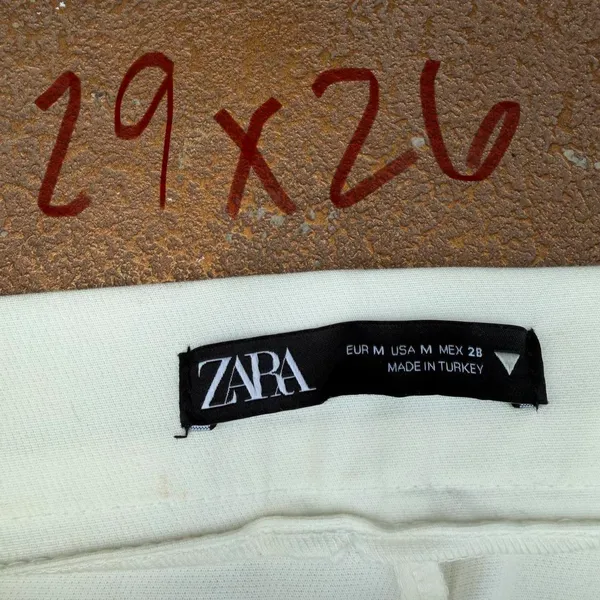 Zara white straight leg pants / fit like a small #minimalist #officewear #officesiren #secretary - Image 6