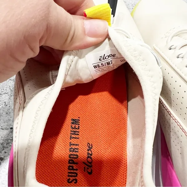 NEW Clove Women's Classic Nursing Sneakers in Lemon Aid Limited Ed Size W‎ 8.5 - Image 7