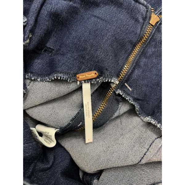 Free People Faded Indigo Denim Mini Skirt NWT Size 4 Belted - Image 5