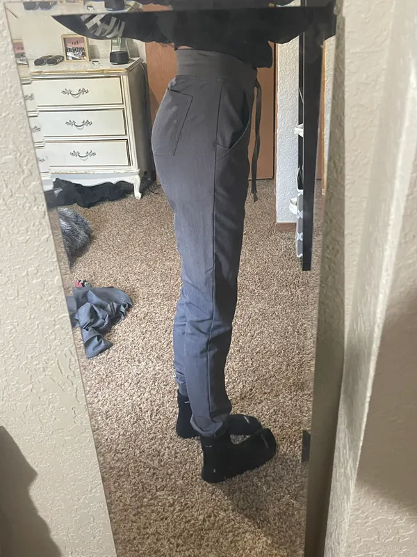 FIGS Jogger Scrub Pants - Image 2