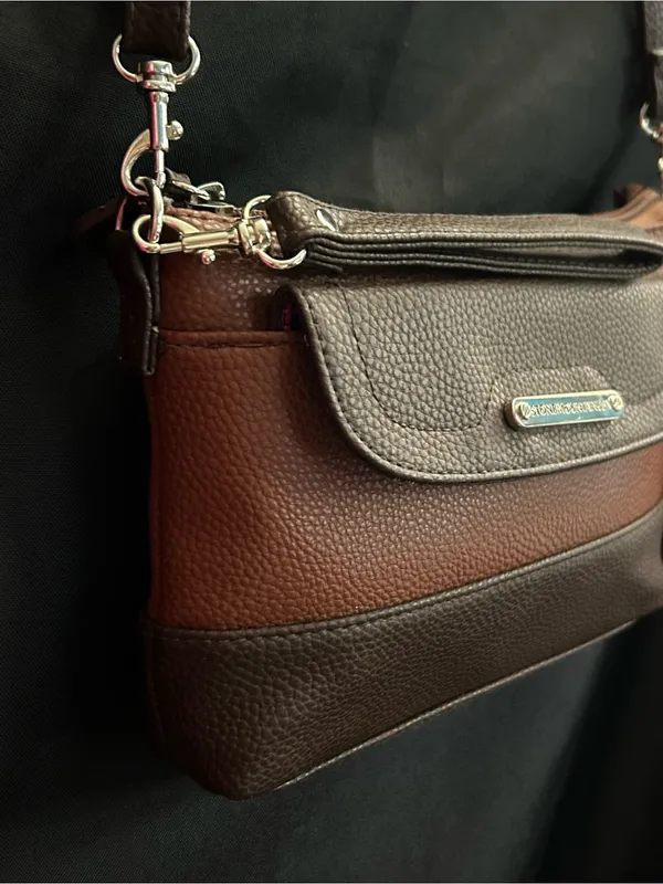 Stone Mountain Accessories Brown Two-Tone Leather Crossbody Bag - Image 6