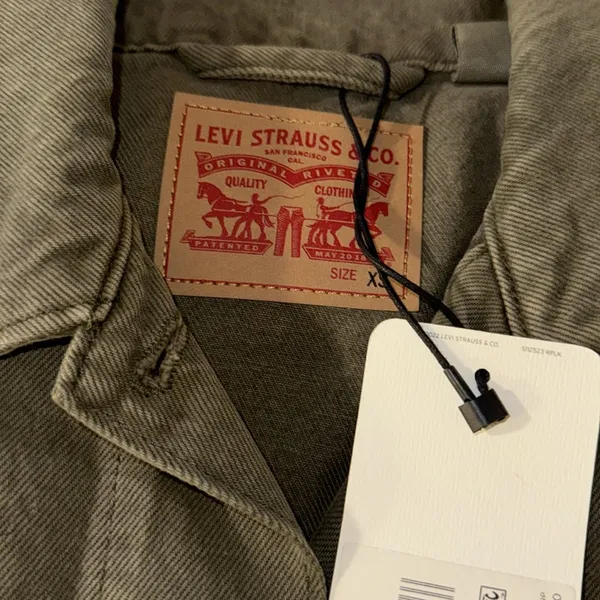 Levi's New 90’s TRUCKER JACKET‎ - Image 5