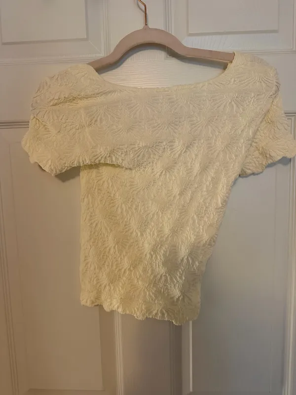 Altar'd State Top White Floral Crop - Image 3