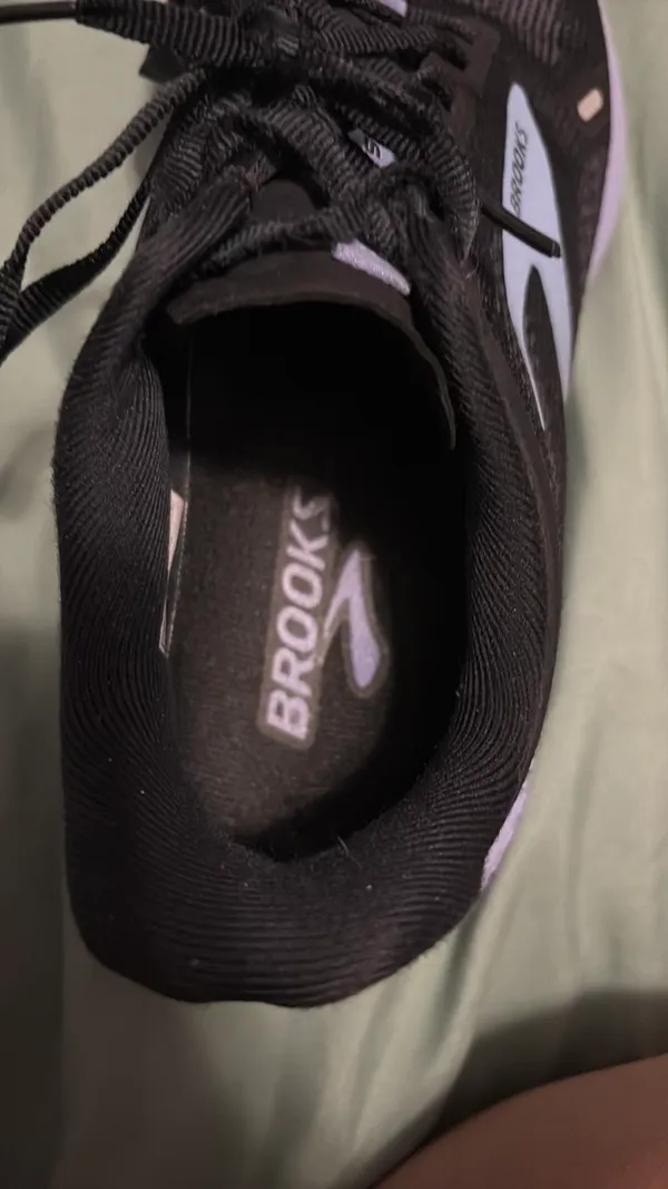 Brooks Shoes - Image 4