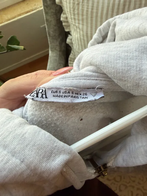 Zara light heather great zip up - Image 3