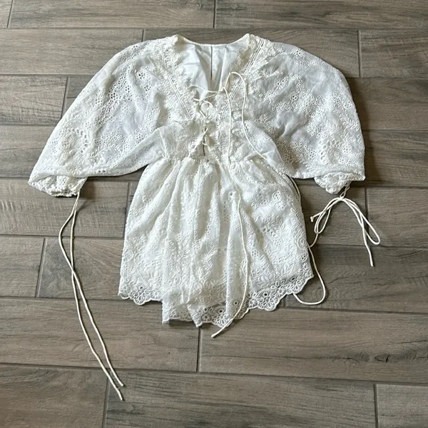 White eyelet romper - Image 2