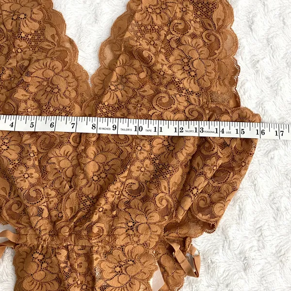NEW Free People HAH Brown Sugar Cut to the Chase Lace V-neck Boho Bodysuit L - Image 8