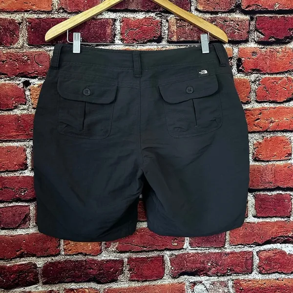 Women’s the north face shorts - Image 3