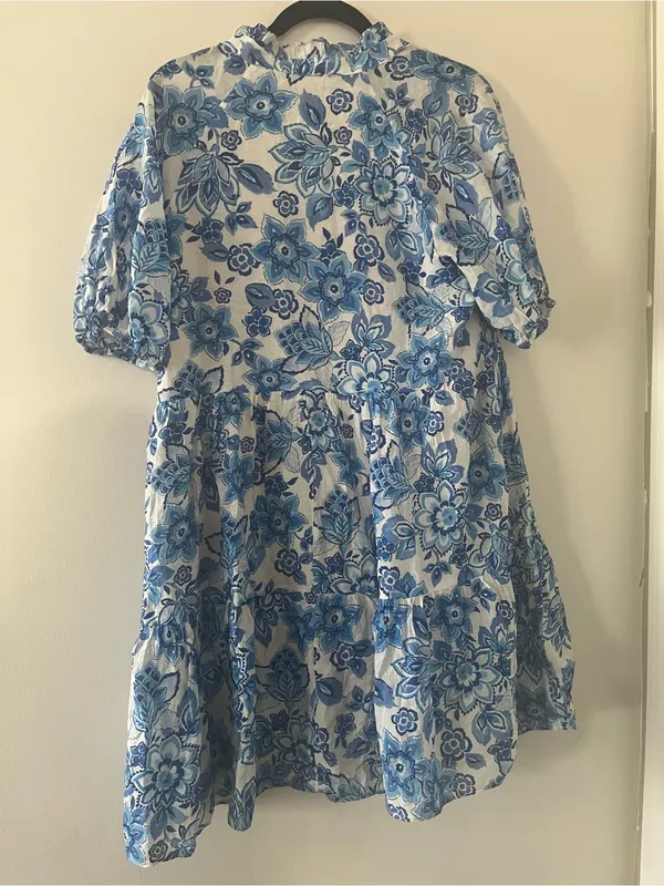 1.State Blue White Floral Puff Sleeve Mini Dress Large Cottagecore Prairie - Image 6