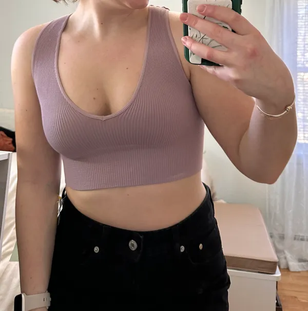 Tilly's Muave V Neck Tank - Image 4