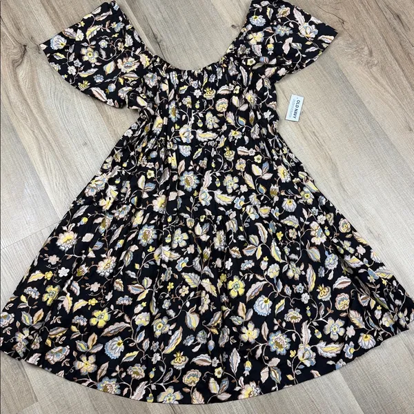 Old Navy Women's Floral Dress in Black and Yellow. NWT. Size‎ Medium - Image 2