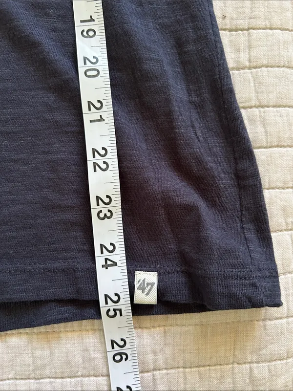47 brand navy blue V-neck, Duke University team slub 100% cotton T-shirt M - Image 9