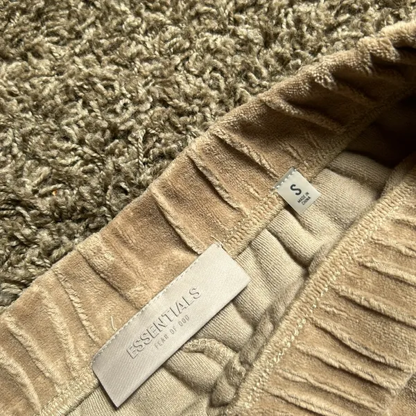 Fear of‎ God Essentials Beach Short 'Oak' - Image 7