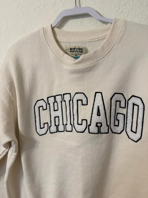 Cream 'CHICAGO' Crewneck Sweatshirt - Image 2