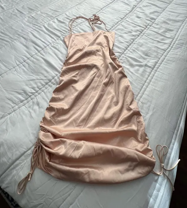 Leau Cabo gold satin adjustable strappy rouched mini dress M NWT - Image 5