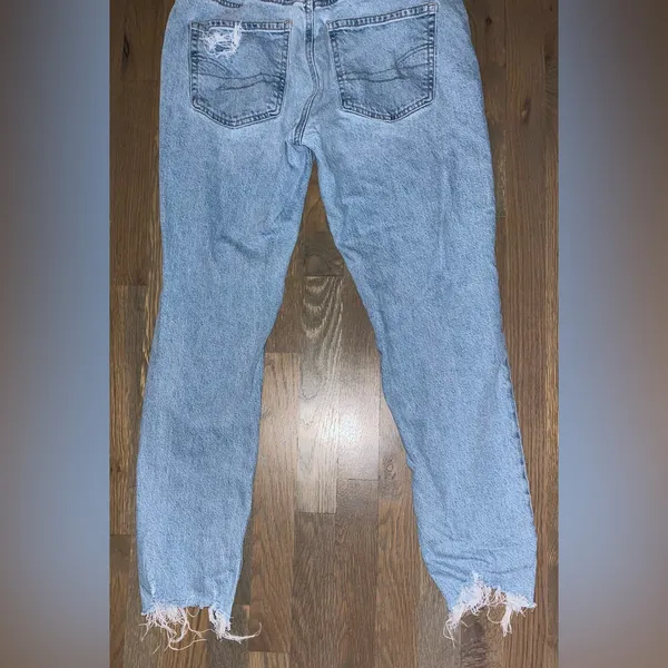 American Eagle Outfitters Light Blue Distressed Boyfriend Jeans - Image 9