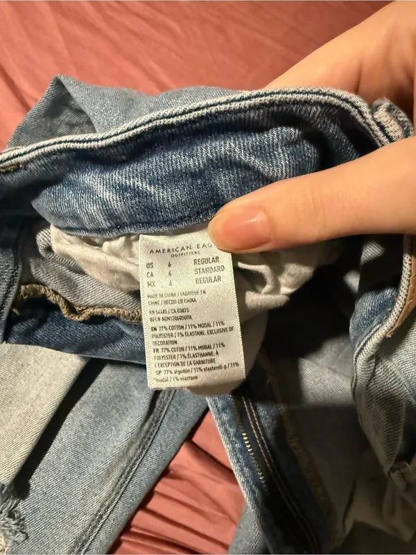 American Eagle Outfitters Light Blue Ripped Skinny Jeans - Image 3