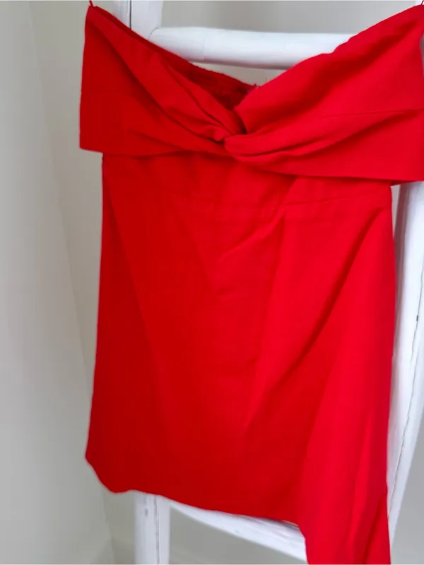 Cotton Candy LA Red Linen Keyhole Dress Size Medium - Image 12