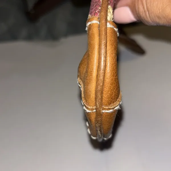 Gap Red And Tan Leather Fish Wristlet Super Cute Preloved - Image 3