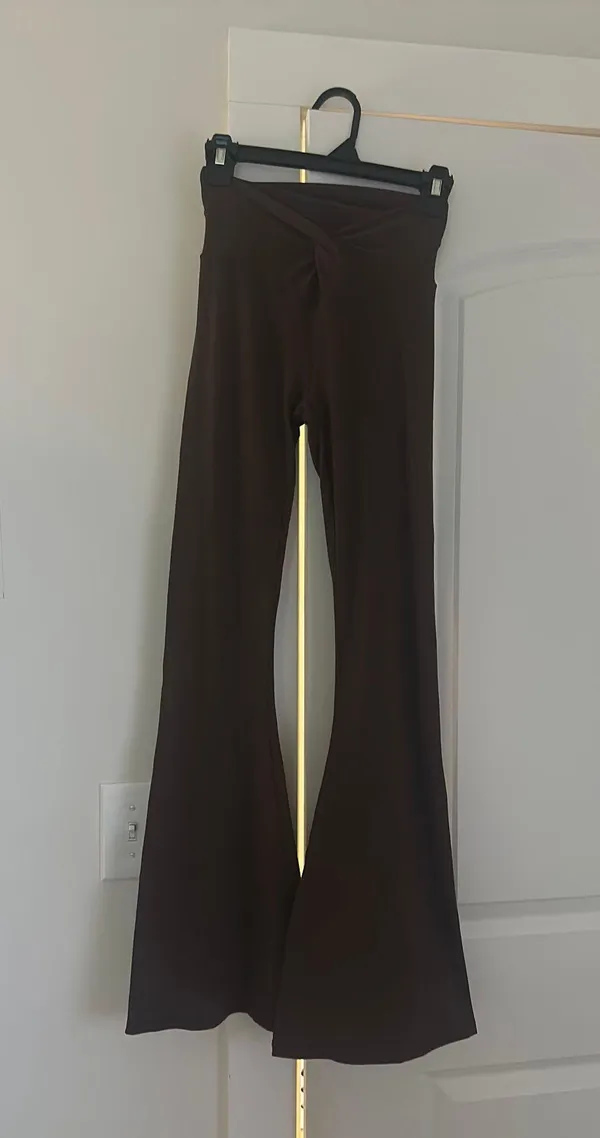 Aerie Knot Flare Leggings - Image 6
