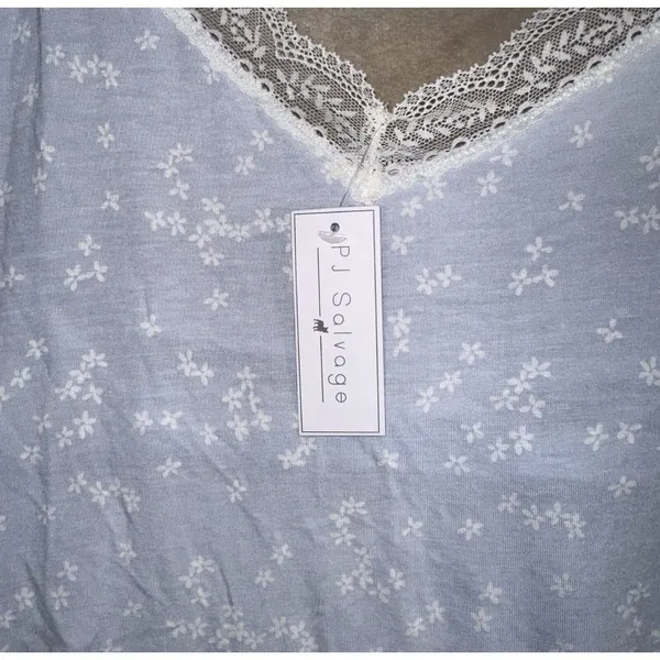 PJ Salvage Cami Top Women Sz XL Powder Blue Floral Lace Trim Pullover Sleeveless - Image 3