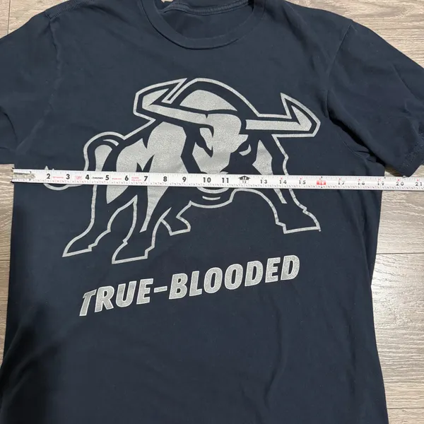 Utah State University Aggies Navy Blue Graphic T-Shirt True-Blooded Bull Silver - Image 8