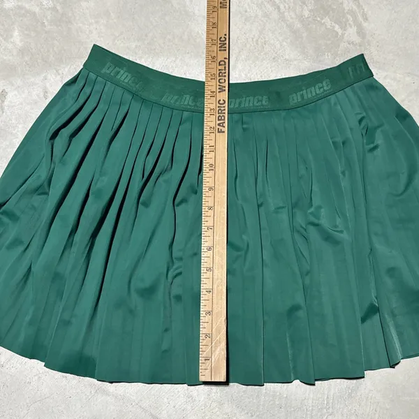 Prince Pickleball Pleated Skirt Women's Green Athletic Tennis Skort Size Medium - Image 4