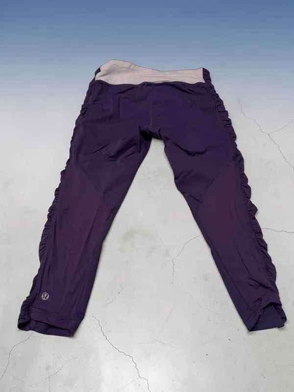 Lululemon Purple Run: In‎ The Sun Crop Ruched Leggings Size 6 - Image 3