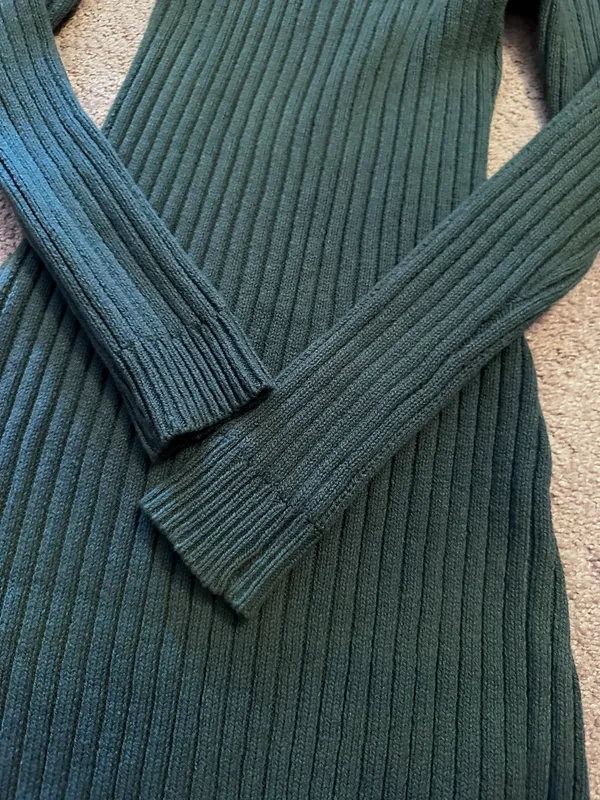 Green Ribbed Knit Dress - Image 2