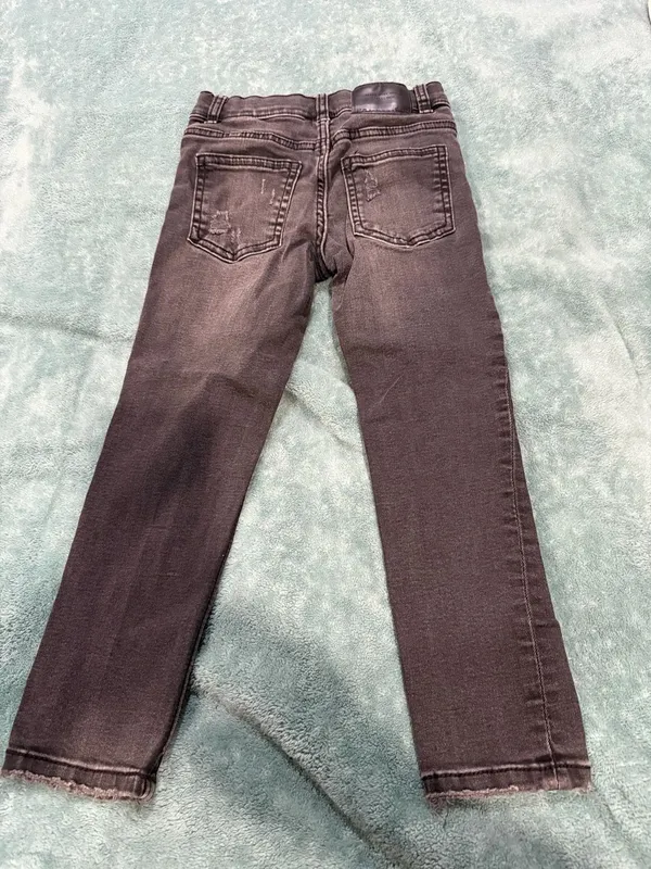 Zara Denim Must Have Collection Skinny Fit Comfy Jeans Size 6 Black Distressed H - Image 4