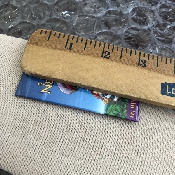 Vintage Disney Peter Pan Button Brooch - Image 3