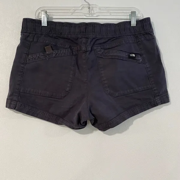 The North Face Women’s Shorts Size L Black Drawstring Hiking Outdoor - Image 3