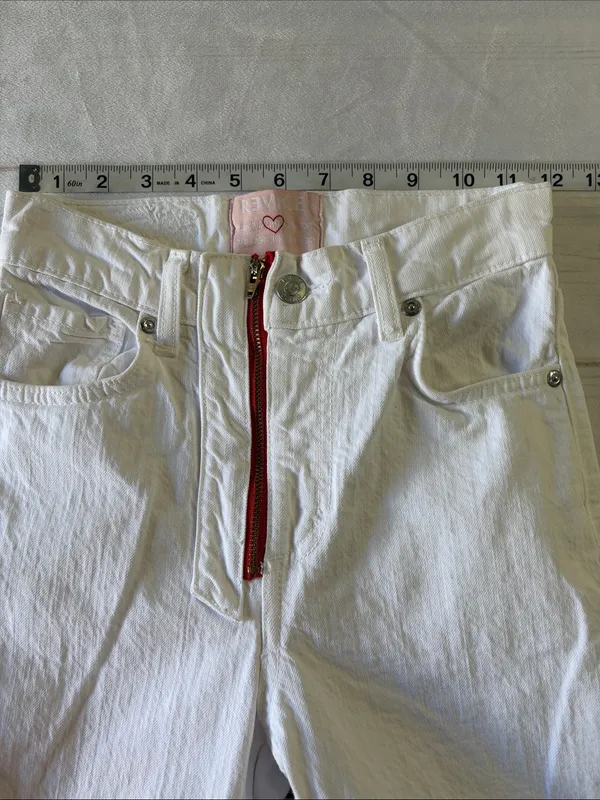 REVICE White Straight-Leg Jeans with Red Heart Patch - Image 5