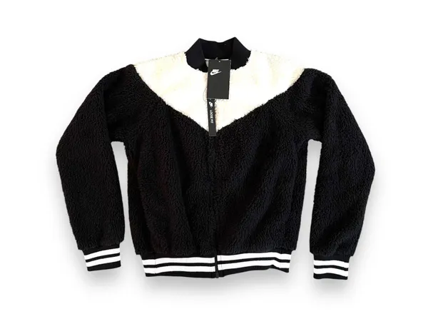 Nike NWT  Sportswear Sherpa Windrunner Jacket - Image 2
