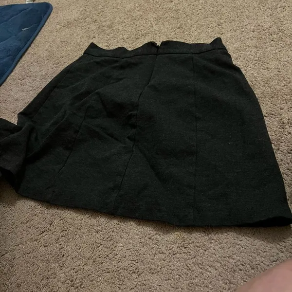 Hutch black skirt SP‎ - Image 8