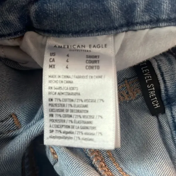 American Eagle outfitters distressed curvy hi-rise jegging size 4 short . - Image 10