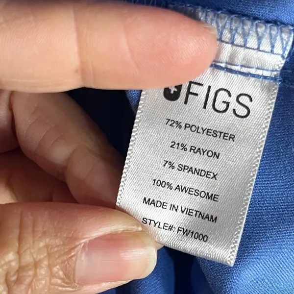 FIGS Women's Blue Short Sleeve V-Neck Catarina Three-Pocket Scrub Top Size XS - Image 4
