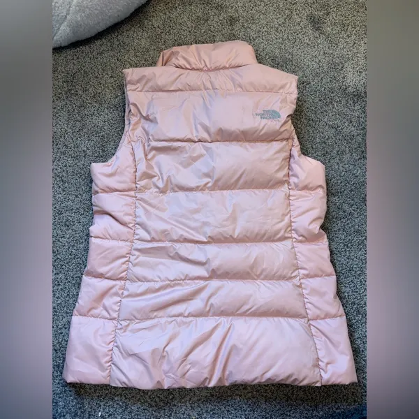 The North Face 550 Puffer Vest - Image 3