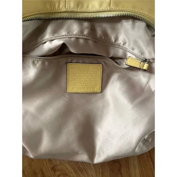 Coach yellow hobo shoulder bag leather - Image 5