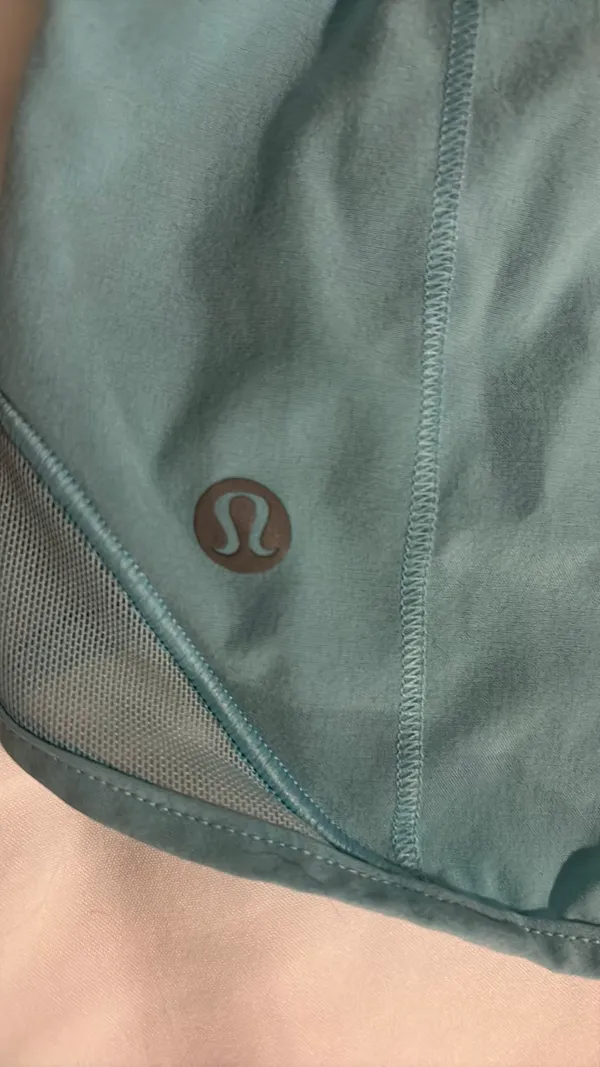 Lululemon Hotty Hot 4" High-Rise 4 - Image 2