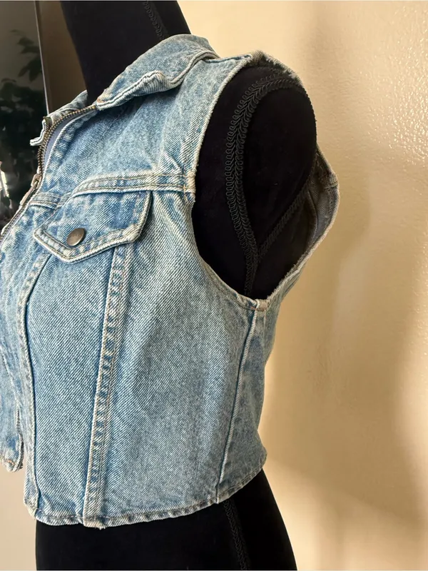 Vintage Kory Intl Blue Denim Vest Small Cropped Zip Front Y2K Grunge Made in USA - Image 3