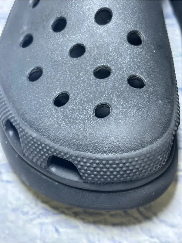 Classic Crocs Mega Crush Platform Slip On Clogs Sandals W9 M7 Black - Image 6
