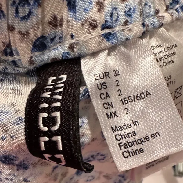 H&M Blue‎ Floral Mini Skirt Cottagecore Coquette US 2 Summer Girly - Image 4
