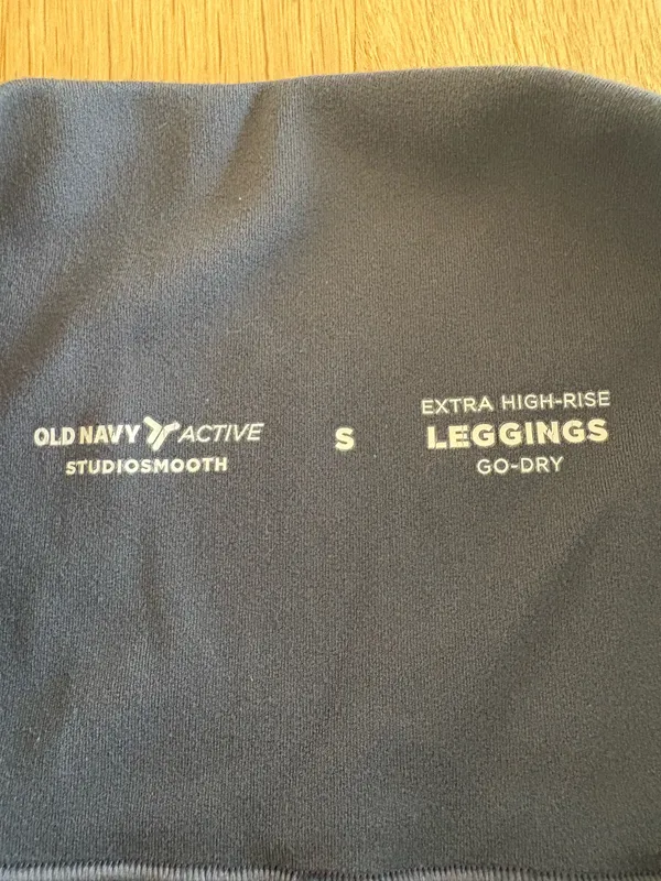 Old Navy StudioSmooth Activewear Set - Image 9
