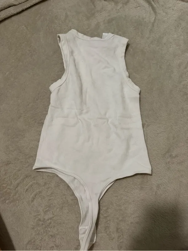 Women's White Ribbed Sleeveless Bodysuit - Image 5
